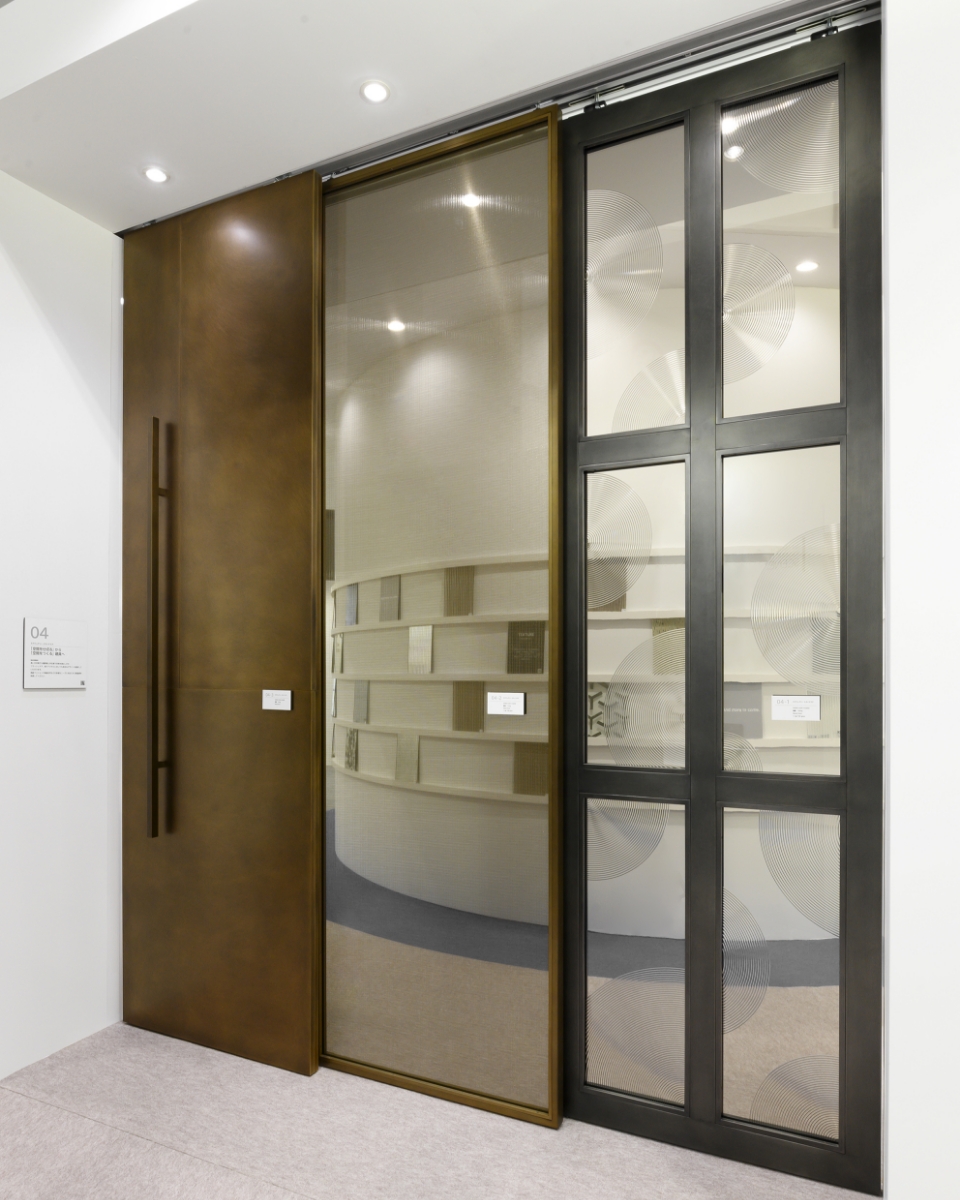 ラグジュアリースライドドア